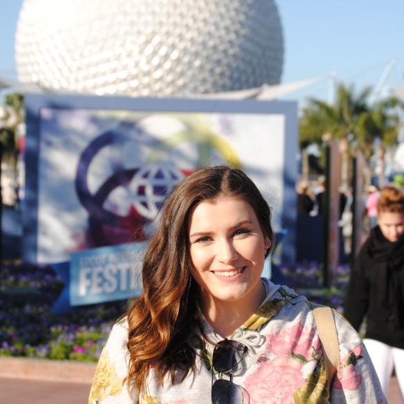 Meet your Posher, Krista - Picture 1 of 1